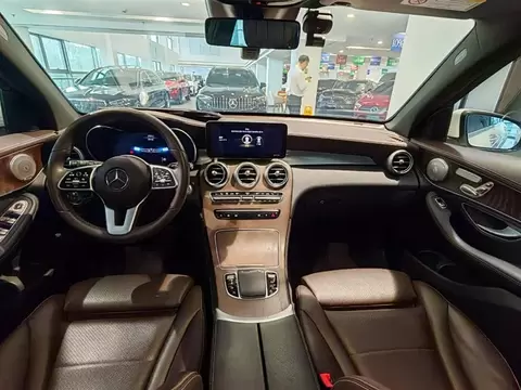 2020 Mercedes-Benz GLC 300 L 4MATIC — 10