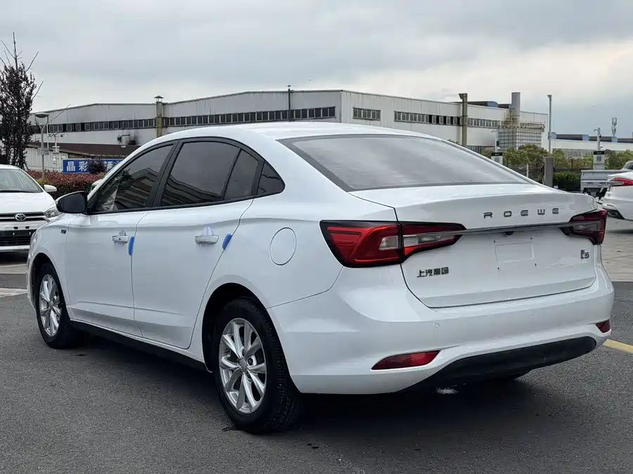 2019 Roewe i5 1.5L Manual — 11