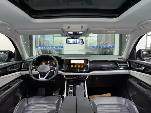 2021 VW Teramont X 330TSI FWD Luxury — 6
