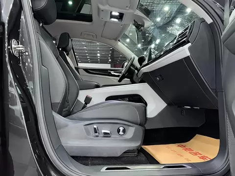 2021 VW Teramont X 330TSI FWD Luxury — 9