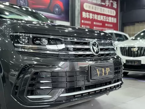 2021 VW Teramont X 330TSI FWD Luxury — 11