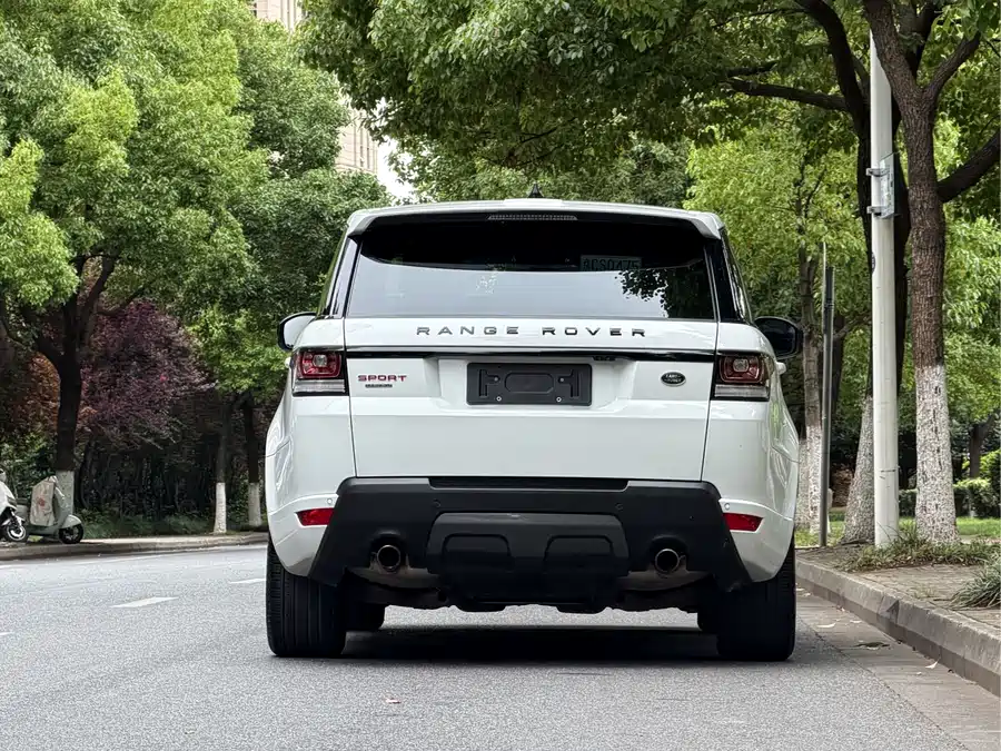 2017 Land Rover Range Rover Sport 3.0 SC V6 HSE Dynamic — 4