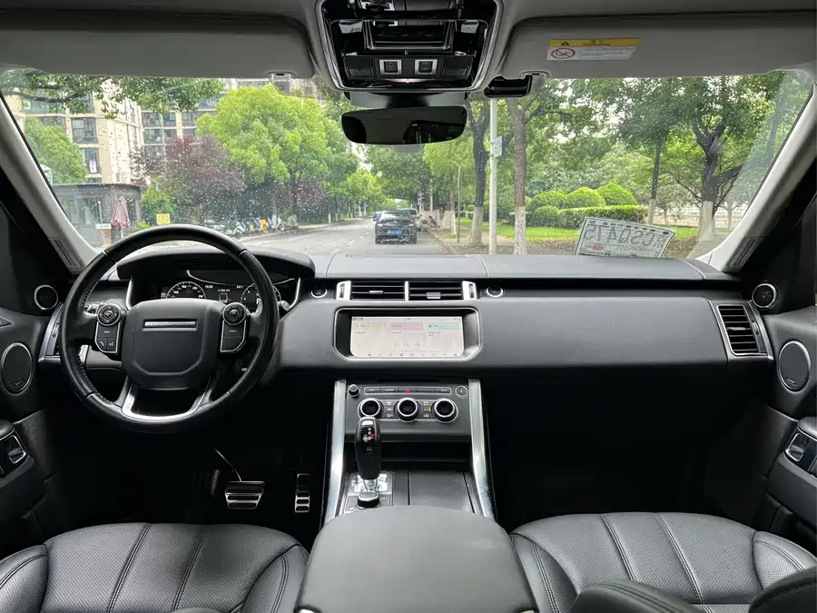 2017 Land Rover Range Rover Sport 3.0 SC V6 HSE Dynamic — 10