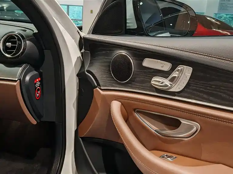 2023 Mercedes-Benz E 300 L Sport — 12