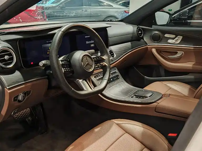 2023 Mercedes-Benz E 300 L Sport — 15