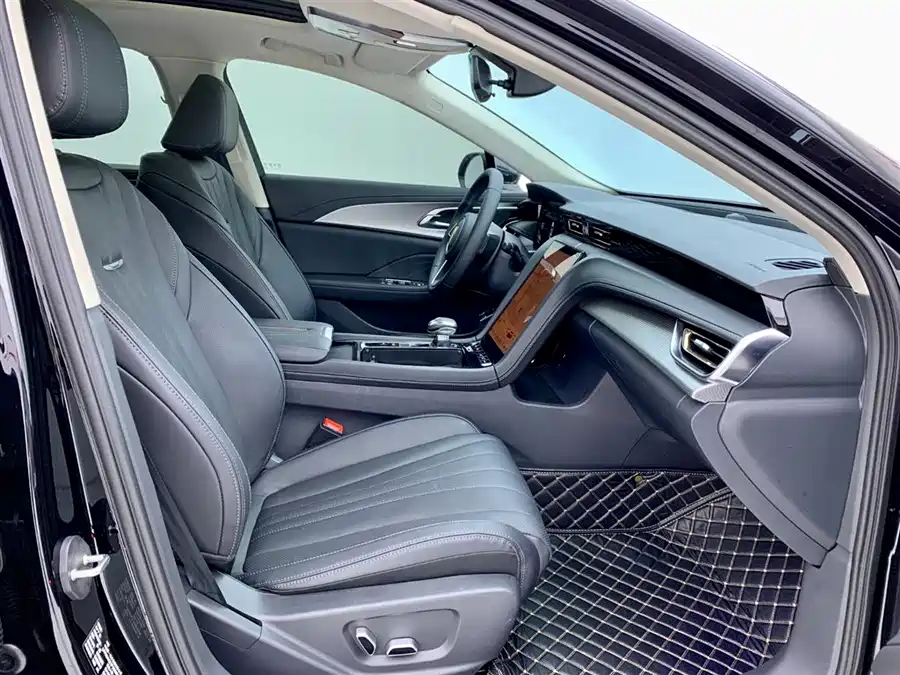 2024 Hongqi H5 1.5T DCT Lianzhi Qiyun — 12