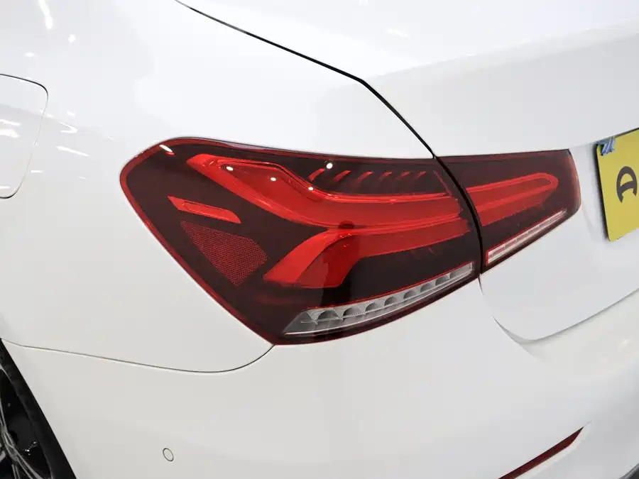 2022 Mercedes-Benz A-Class A 200 L Sport — 8