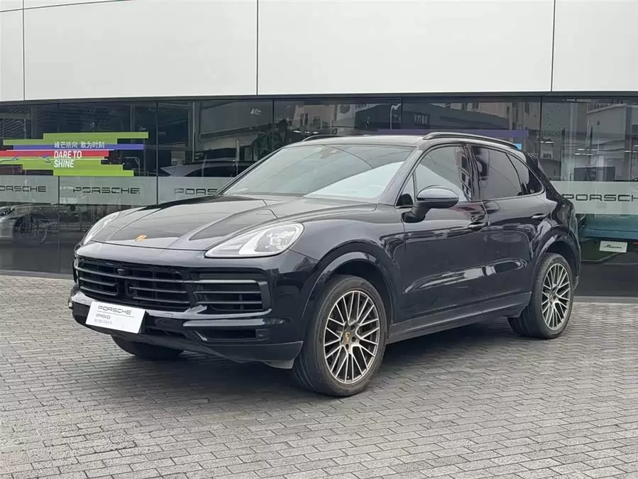 2023 Porsche Cayenne 3.0T Platinum Edition