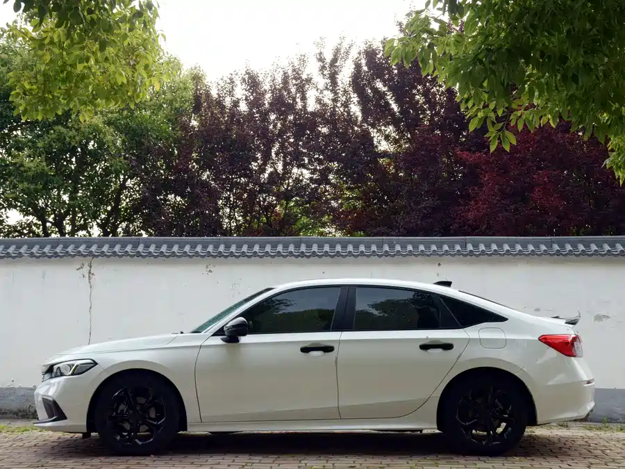 2023 Civic 240TURBO CVT Momentum — 7