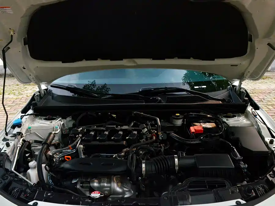 2023 Civic 240TURBO CVT Momentum — 12