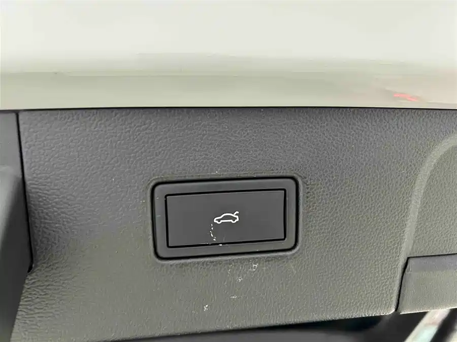 2022 Volkswagen Tayron 280TSI FWD Luxury Connect — 12