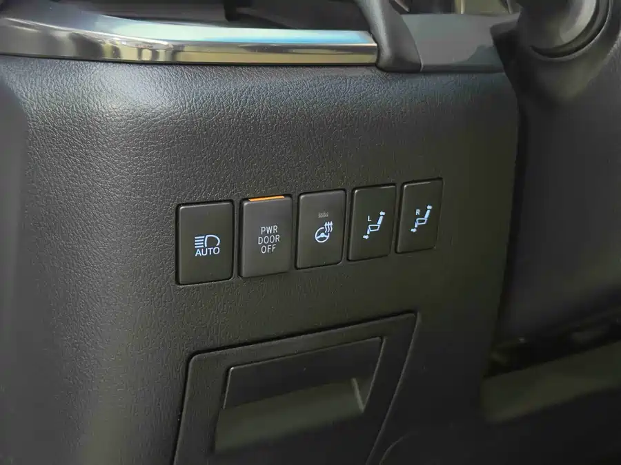2022 Toyota Vellfire 2.5L Hybrid HV尊贵版 — 12