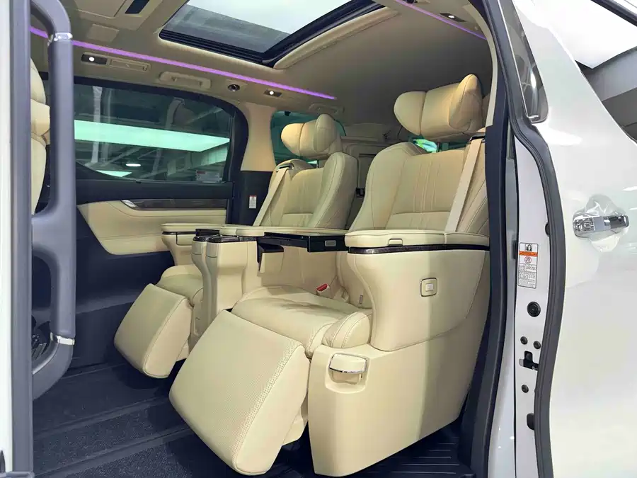 2022 Toyota Vellfire 2.5L Hybrid HV尊贵版 — 17