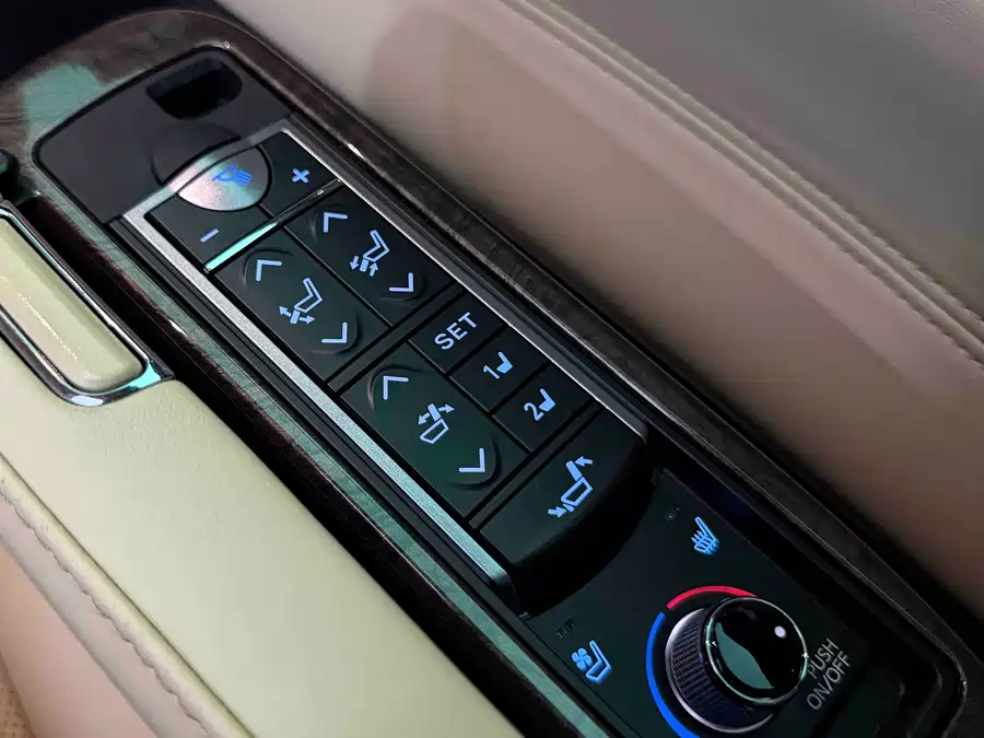 2022 Toyota Vellfire 2.5L Hybrid HV尊贵版 — 18