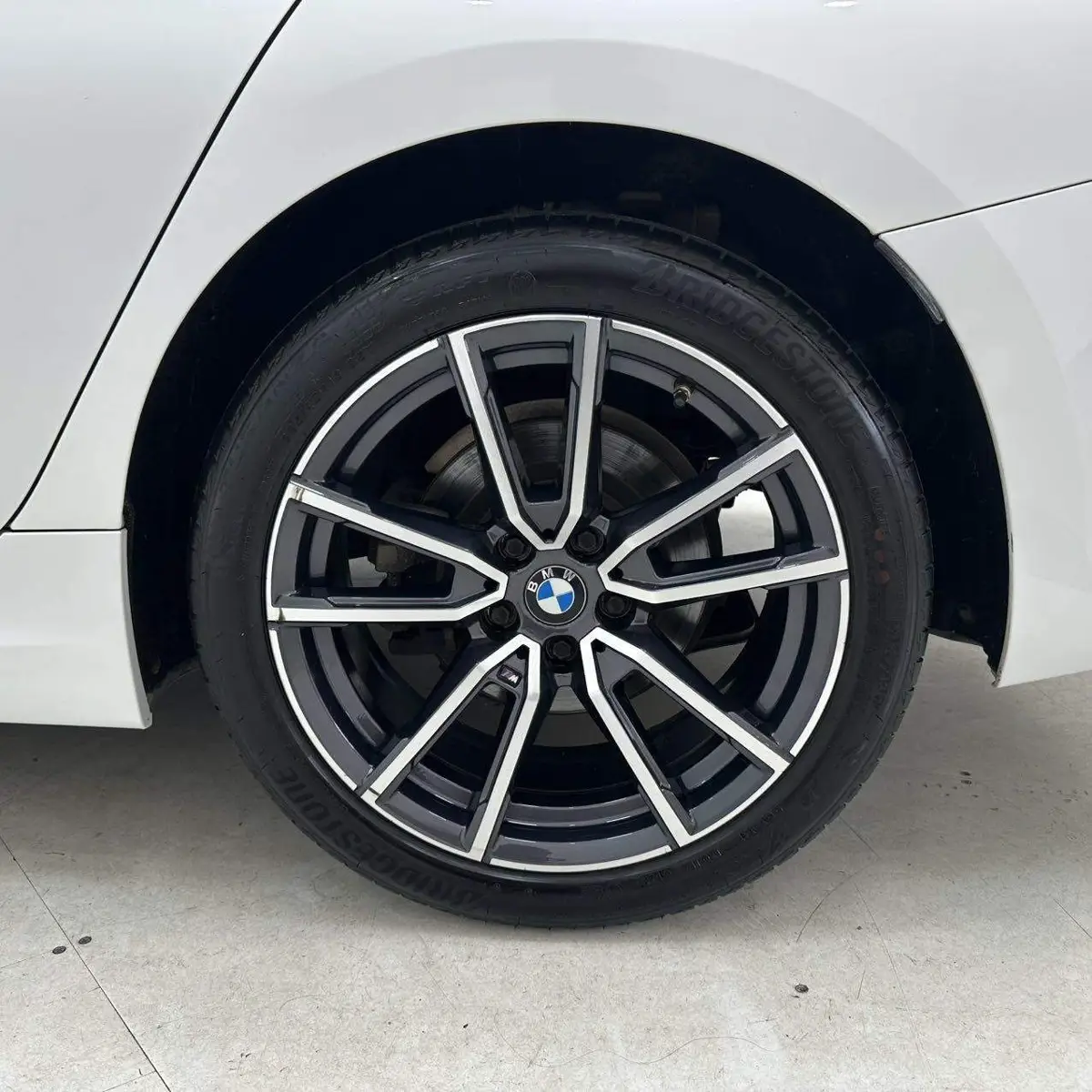 BMW 3 Series 2022 320Li M Sport Package — 7
