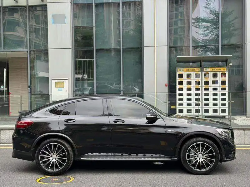 Mercedes-Benz GLC Coupe AMG 2017 AMG GLC 43 4MATIC Coupe SUV — 5