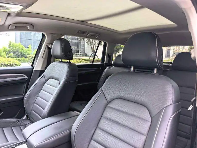 Touron 2020 380TSI 4WD Luxury Edition National VI — 11