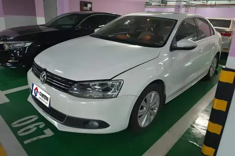 Sagitar 2014 Model 1.6L Automatic Comfort