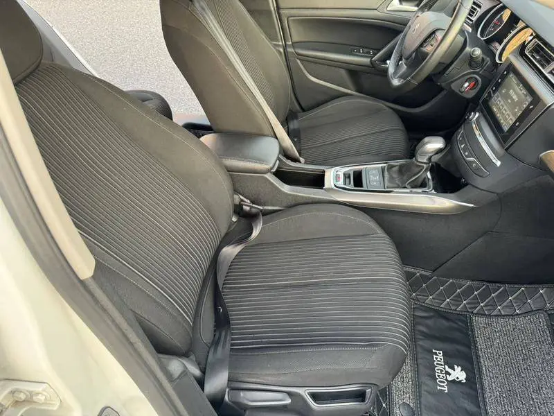 Peugeot 408 2015 1.2T Automatic Luxury Edition — 9