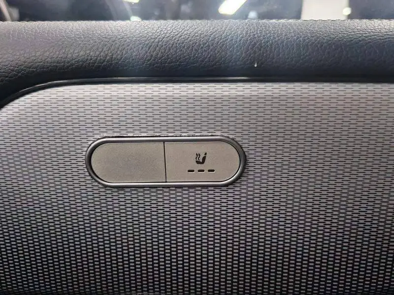Mercedes-Benz GLB 2020 GLB 180 Dynamic — 7
