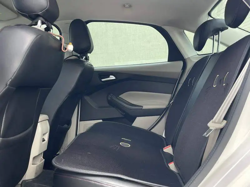 Fox 2017 Sedan 1.6L Automatic Comfort Smart Edition — 9