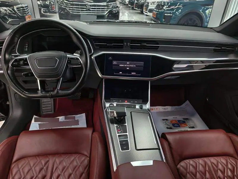 Audi A7L 2024 45 TFSI quattro S-line Shadow Warrior Edition — 10
