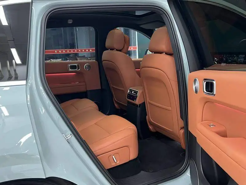 Ideal L6 2025 Max Intelligent Renewal Edition — 19
