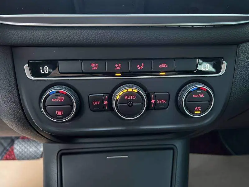 Tiguan 2016 300TSI Automatic 2WD Comfort Edition — 8