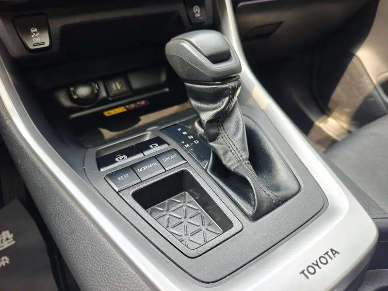 RAV4 Rongfang 2023 2.0L CVT 2WD Fashion Edition — 19