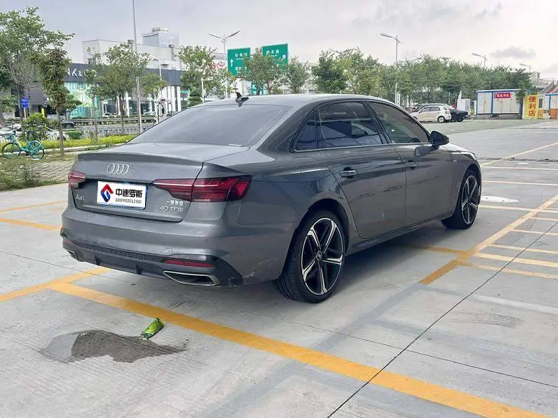 Audi A4L 2024 40 TFSI Luxury Dynamic Edition — 7