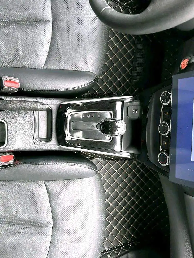 Sylphy 2018 1.6XV CVT Premium Edition — 10
