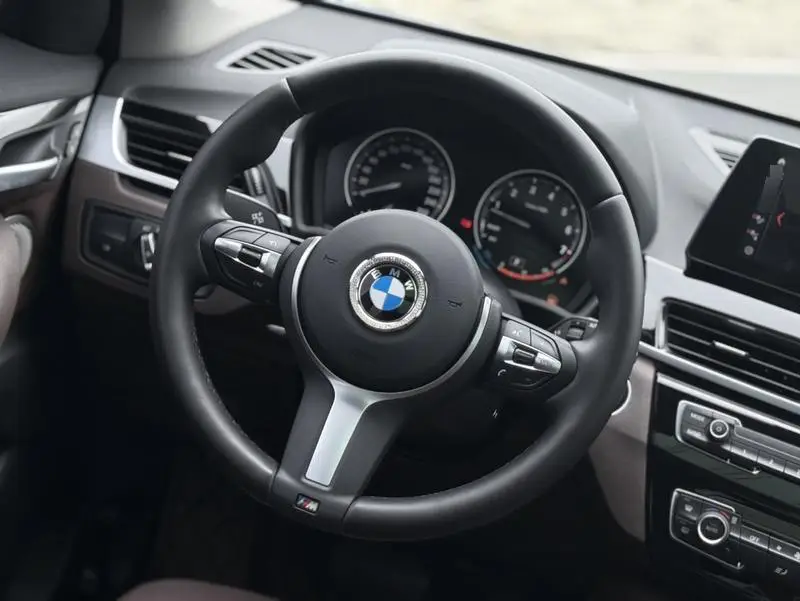 BMW X1 2022 sDrive25Li Leading Edition — 15