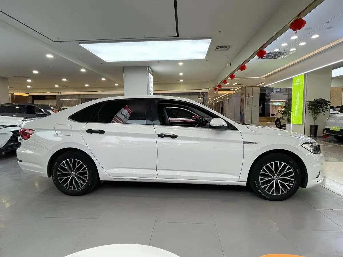 Sagitar 2021 200TSI DSG Fashion Smart Edition — 12