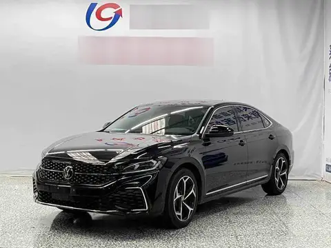 Passat 2026 Outstanding Model 380TSI Dragon Edition