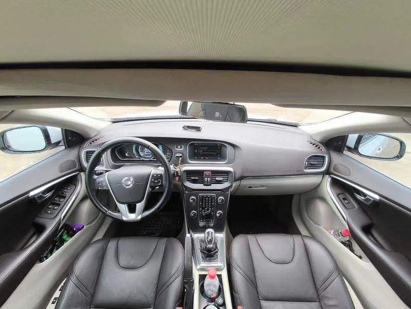 Volvo V40 2013 2.0T Smart Edition — 7