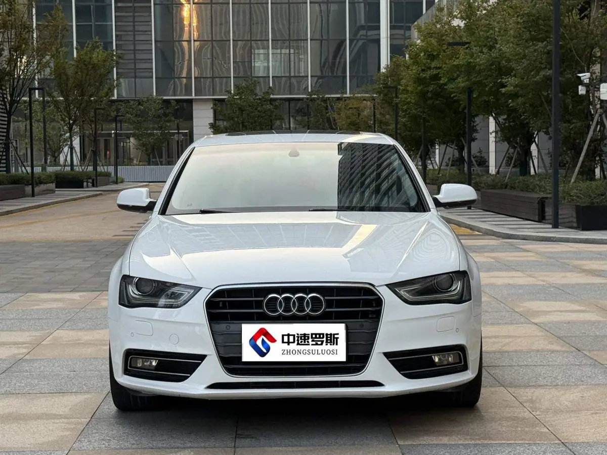 Audi A4L 2015 35 TFSI Automatic Luxury — 2