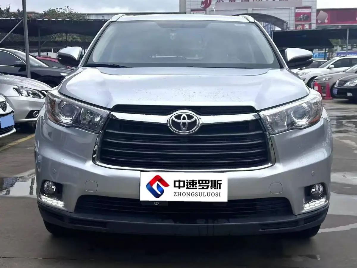 Highlander 2015 2.0T 2WD Luxury Edition 7 Seaters — 2