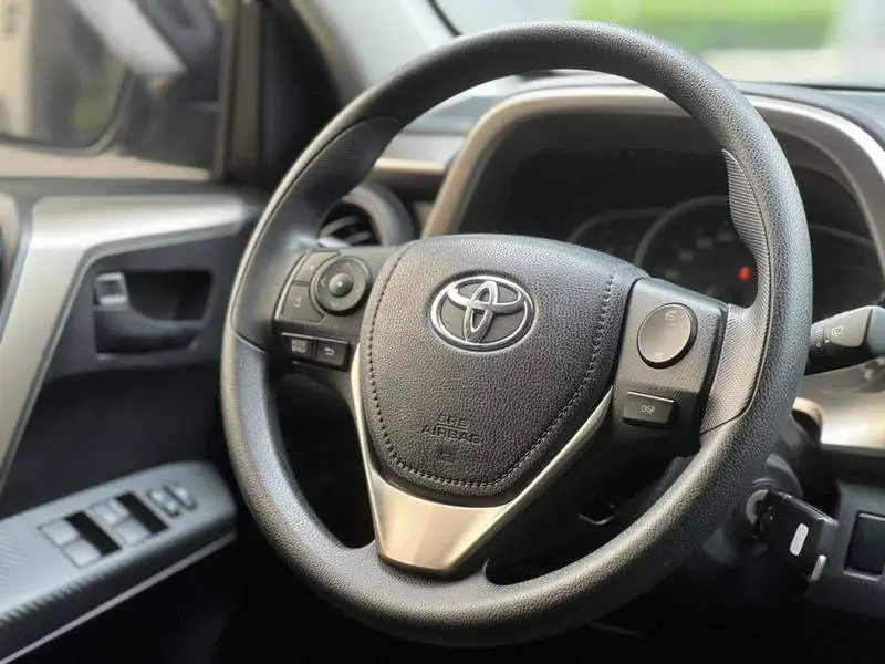 RAV4 Rongfang 2015 2.0L CVT 2WD Fashion Edition — 12