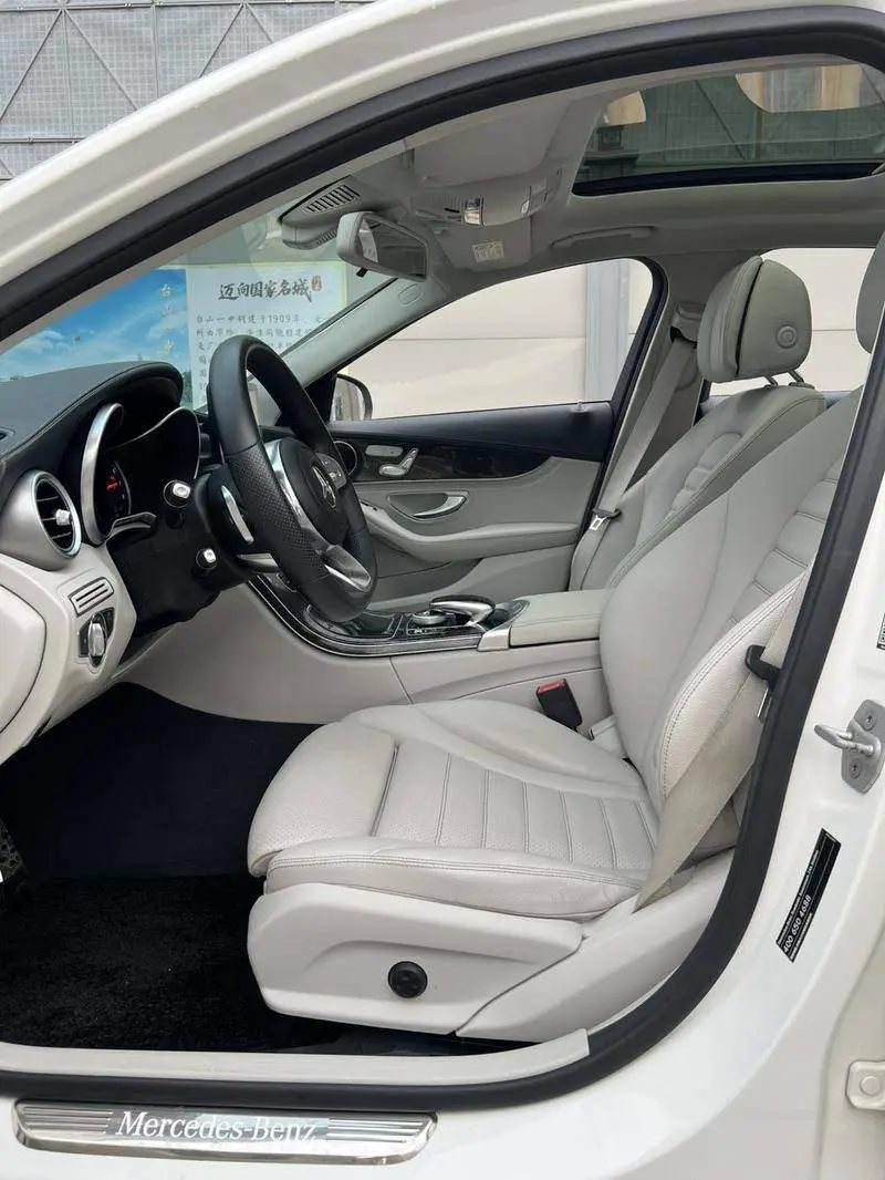 Mercedes-Benz C-Class 2015 C 200 L Sports — 13