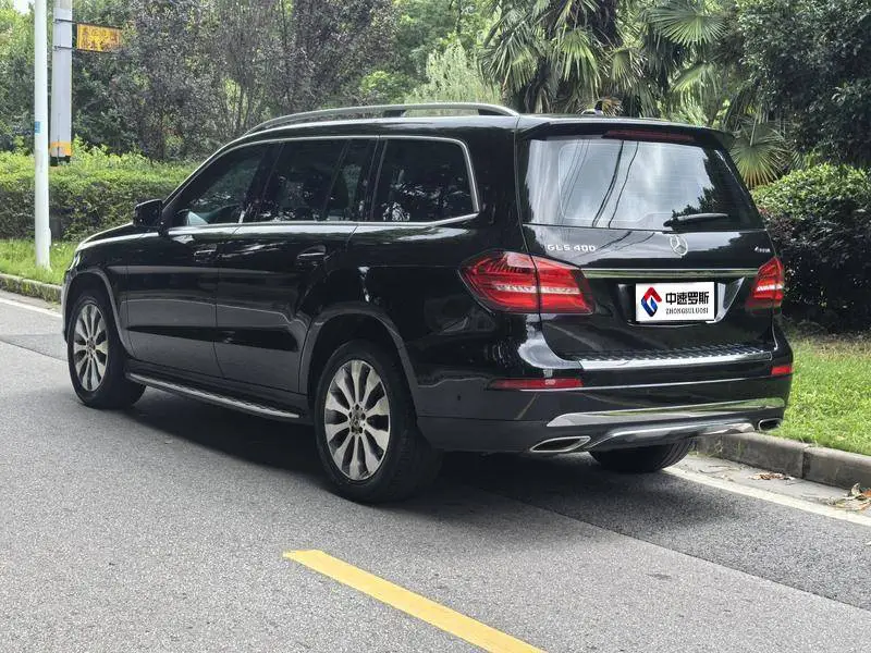 Mercedes-Benz GLS 2017 GLS 400 4MATIC Fashion Edition — 5