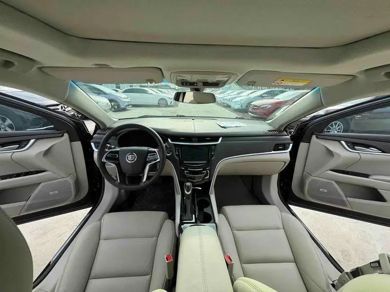 Cadillac XTS 2015 28T Comfort Type — 10