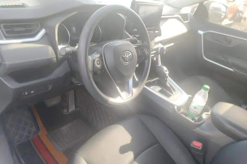 RAV4 Rongfang 2022 2.0L CVT 2WD Urban Edition — 15