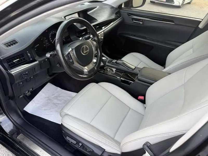 Lexus ES 2013 250 Elegant Edition — 8