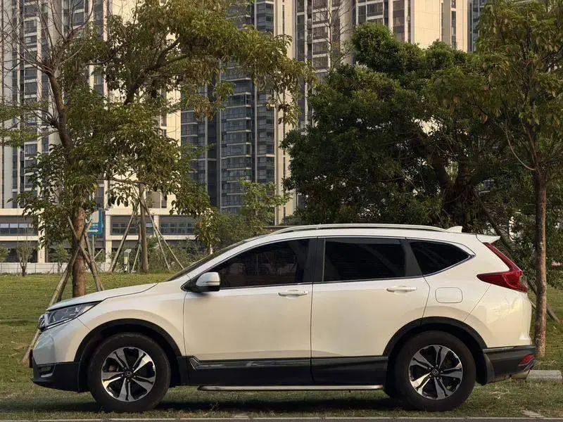 Honda CR-V 2017 240TURBO CVT 2WD Fashion Edition — 4