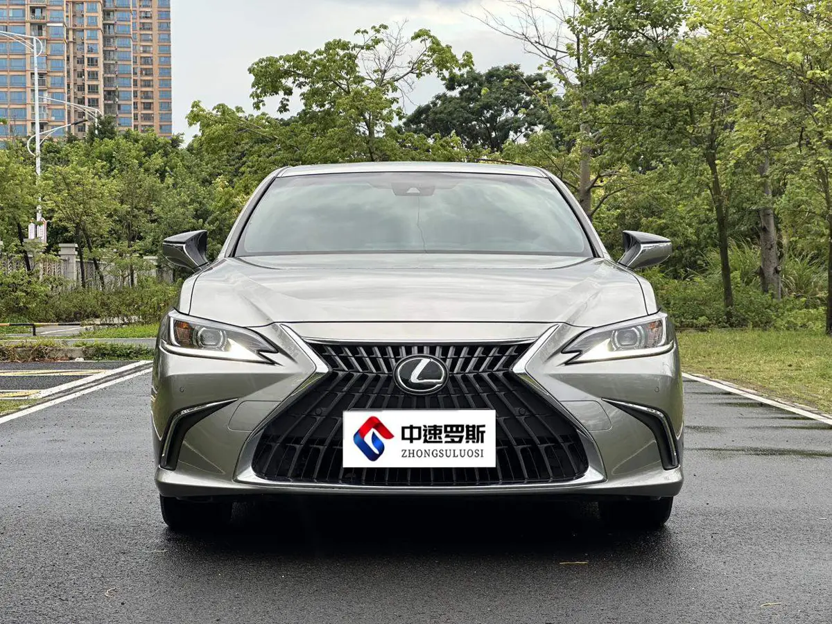 Lexus ES 2022 200 Excellence Edition — 2