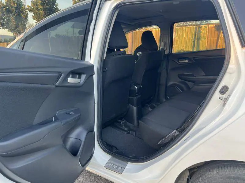 Fit 2016 1.5L LX CVT Comfort Edition — 9