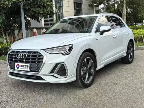 Audi Q3 2021 35 TFSI Stylish and Elegant