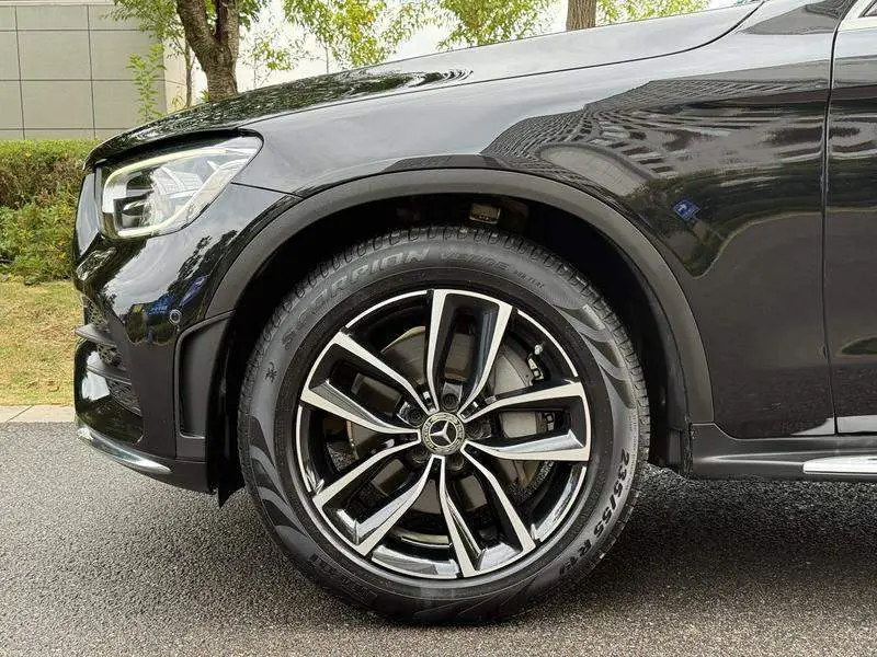 Mercedes-Benz GLC 2020 GLC 300 L 4MATIC Dynamic — 12