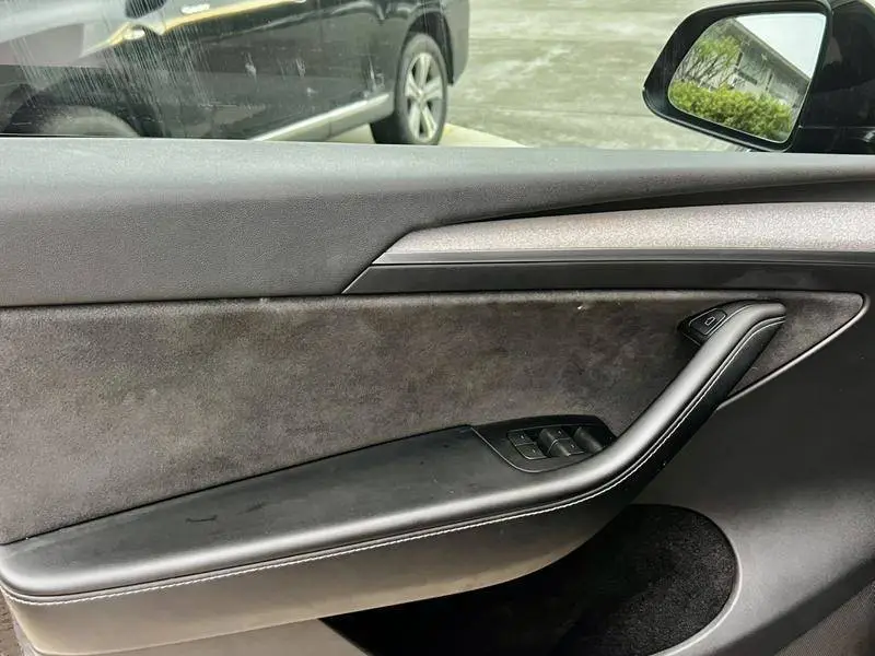 Model Y 2022 facelifted rear-wheel drive version — 18