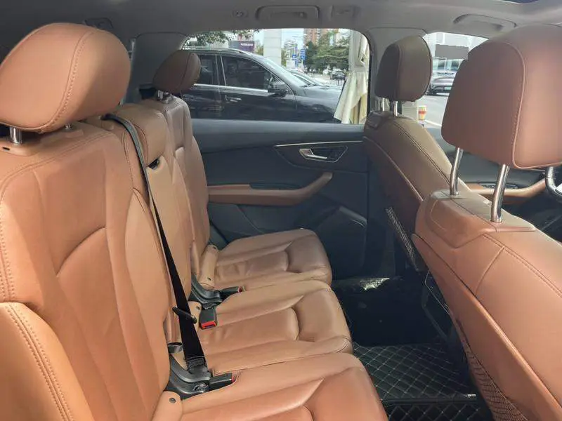 Audi Q7 2020 55 TFSI quattro S line sports model — 19